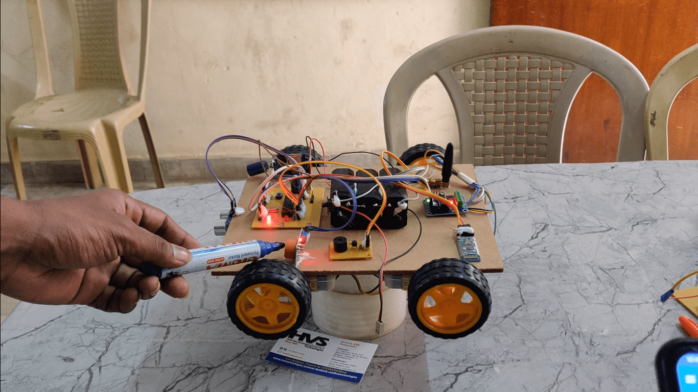 HVS-3533. Automatic Braking System Using Alcohol Sensor and GSM Module