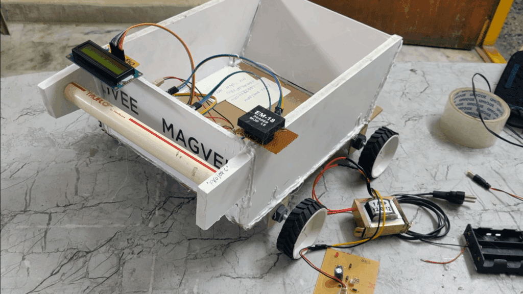 HVS-3508. RFID based smart shopping Trolley with WEB monitoring.