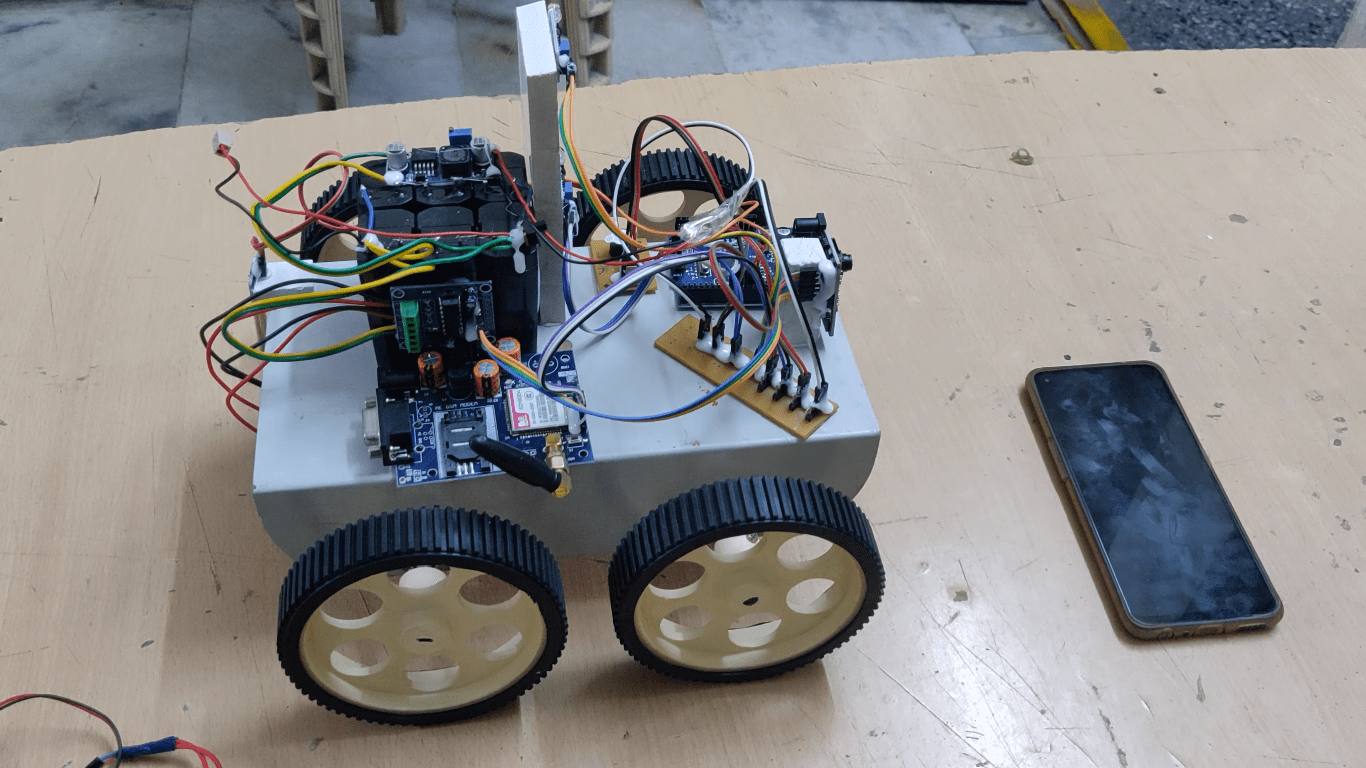 HVS-3299. Plant Disease Detection Robot using ARDUINO and ESP32CAM.
