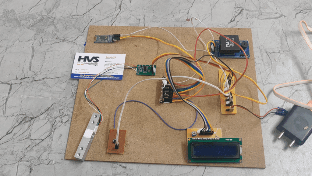 HVS-3366. SMART SHOPPING TROLLEY USING RFID.