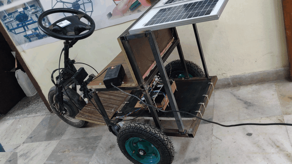 HVS-3357. Hybrid Trike - solar and Dynamo.