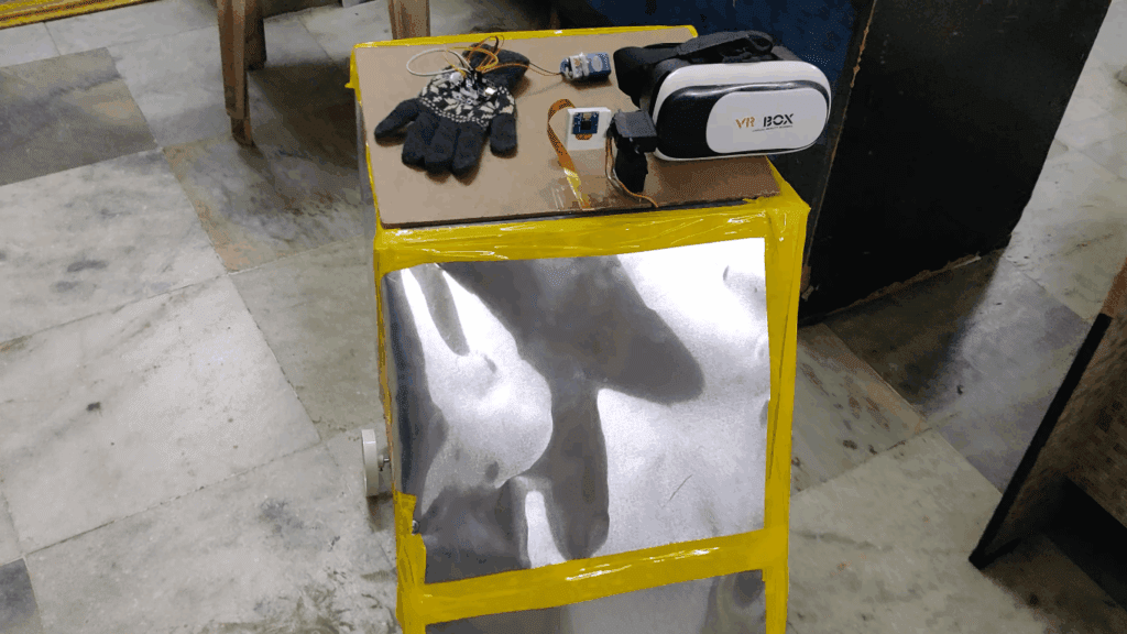 HVS-3629. Virtual Telepresence Robot with hand Gestures control