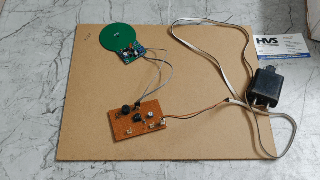 HVS-4557. Metal detector Using LM358.