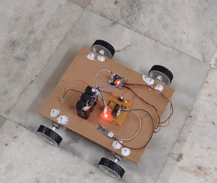 HVS-1019. Wireless controlled Heavy duty robot for Army Applications