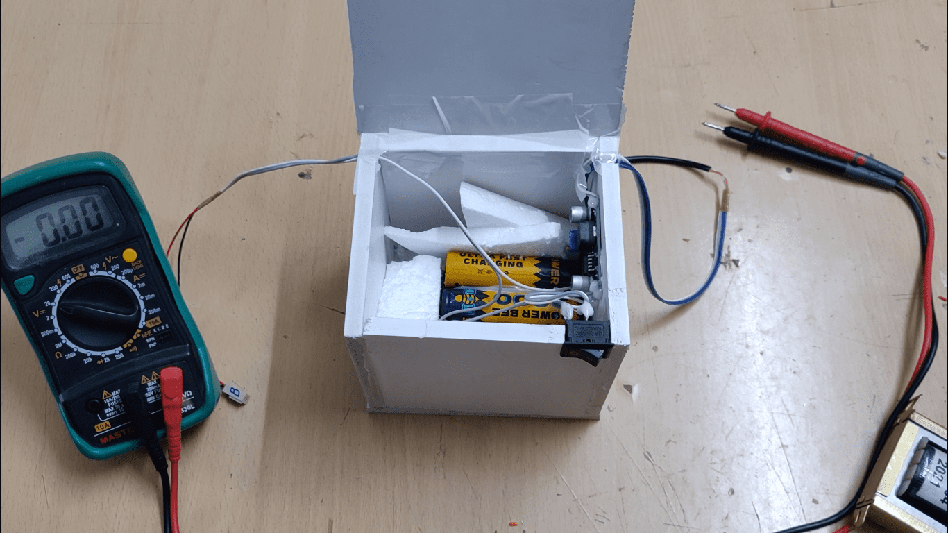 HVS-3404. Mini UPS for WiFi Router using Li-ion Batteries