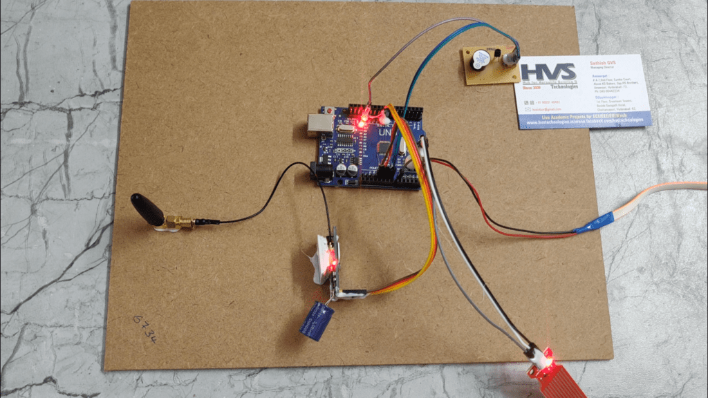 HVS-3402. Flood alert system using Arduino UNO with SMS and Call