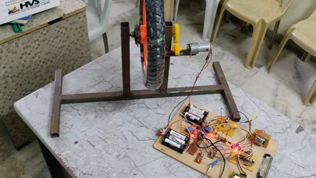 HVS-3192. Regenerative Braking System with Battery changeover using Smart relay control