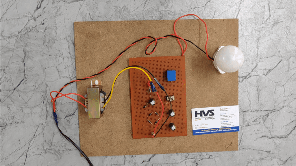 HVS-4304. Power Supply with Auto Switching.