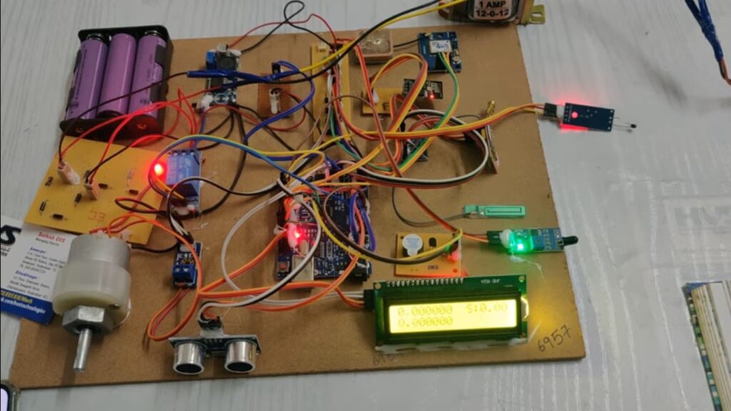 HVS-4646. IoT - Vehicle Accident Detection E-Vehicle BMS with charge Monitoring Fire Protection