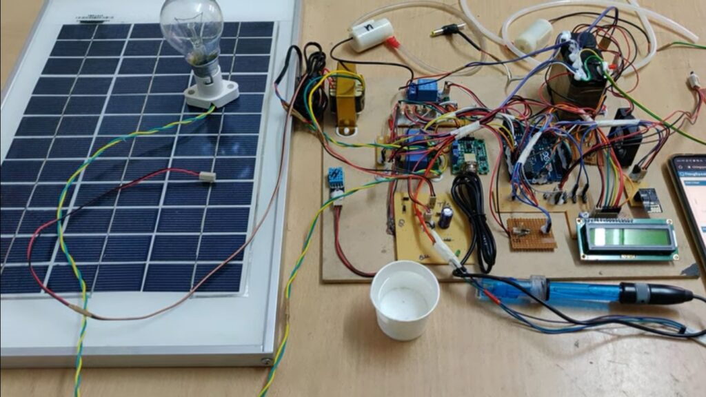 HVS-4643. Solar Hydroponics with Battery Management System and Thingspeak data logger