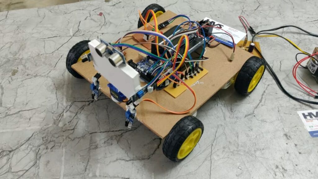HVS-4792. 4 in 1 Arduino Robot - Line following, object following, line+obstacle avoiding, Obstacle Avoiding