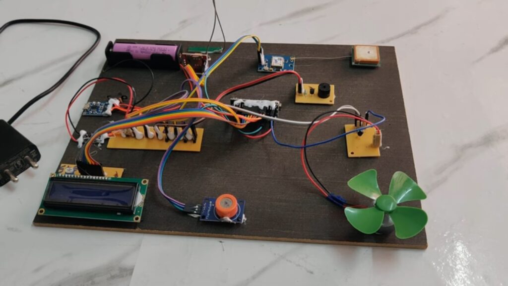 HVS-4710. Arduino-based-Alcohol-Monitoring-System-using-GPS-and-GSM-modules