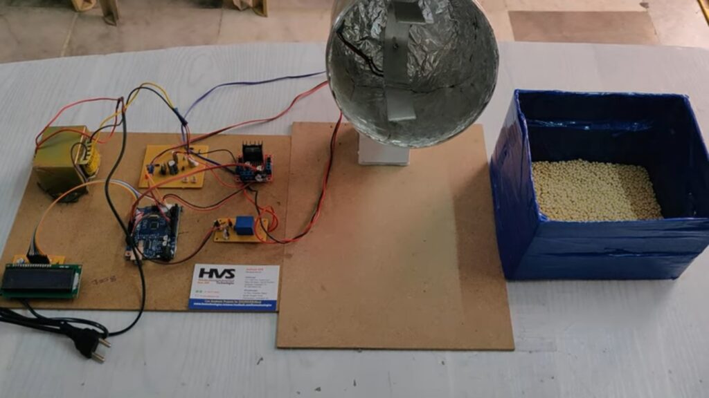HVS-4749. Paddy Dehumidification Using Aluminium Foil.