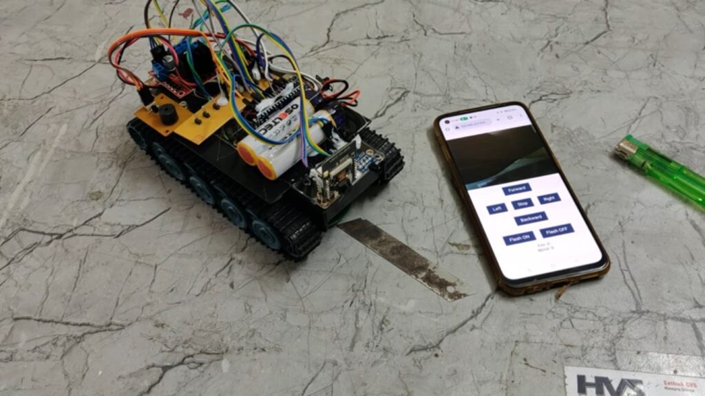 HVS-4782. Surveillance Robot with Metal and Fire detection and Notification
