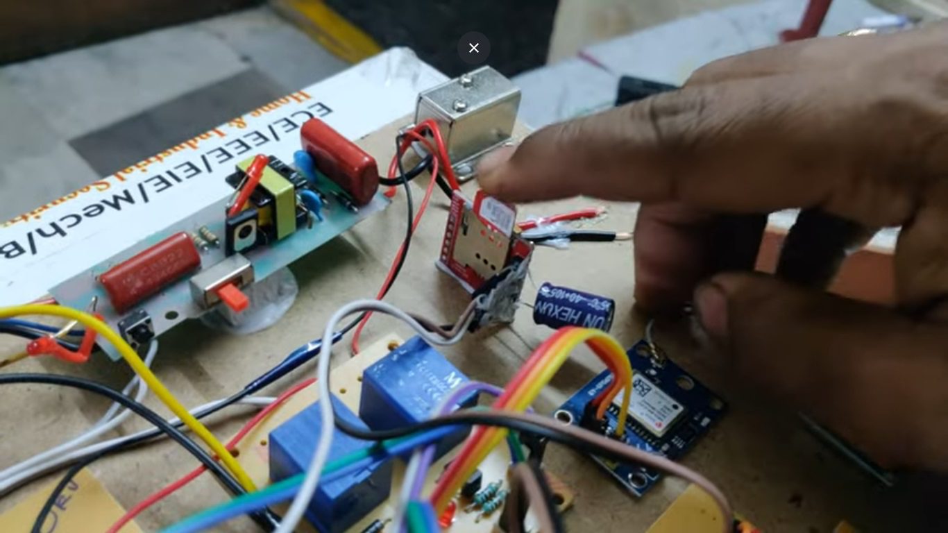 HVS-4764. Face Recognition based Vehicle Security system using Raspberry pi and GSM GPS based location Alerts.