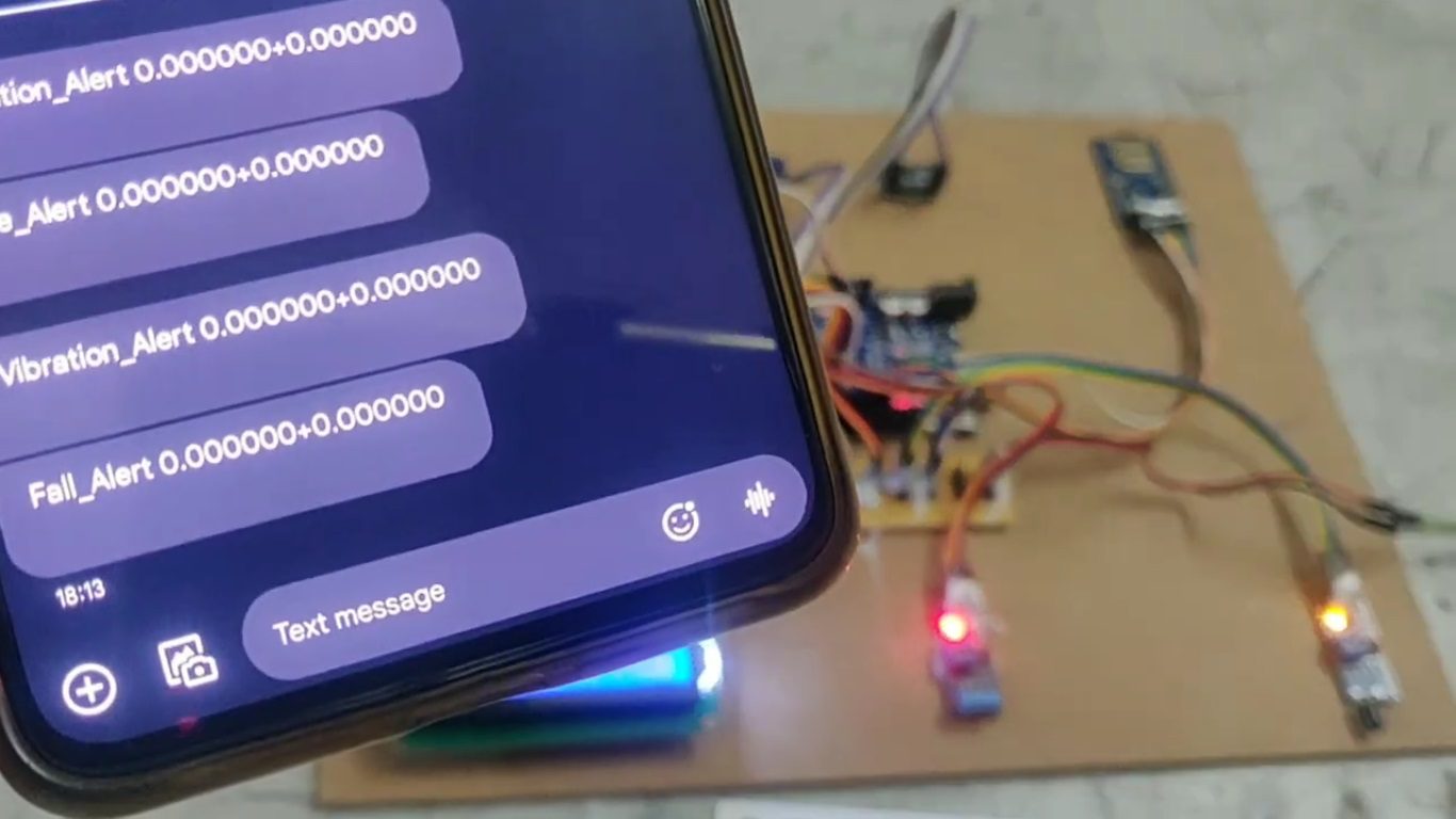 HVS-4797. Black Box and Crash Detection System using Arduino.