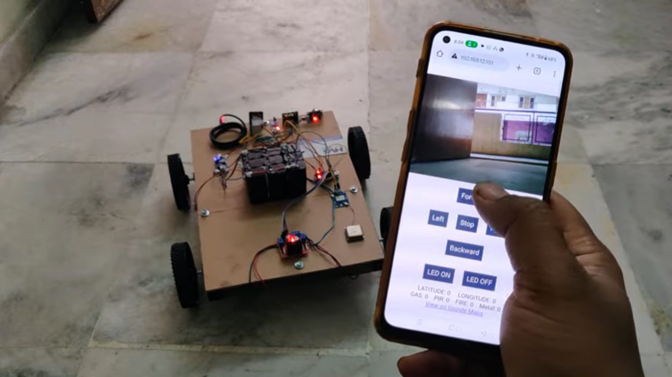 HVS-4781. Multipurpose Robot for military applications with Surveillance, Fire, Motion, Gas, GPS location