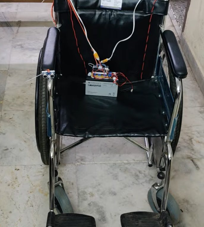 HVS-4911. Voice Controlled Realtime Wheel chair using Arduino UNO from Android Smart phone & Obstacle detect