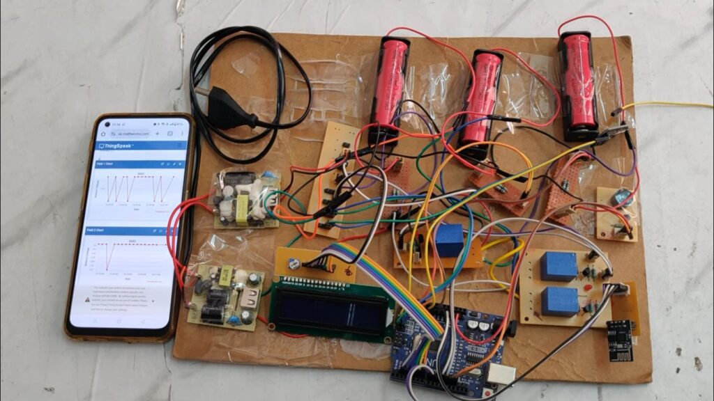HVS-4976. IoT Battery Management System BMS and SOC SOH Development for Electrical Vehicles with Temperature