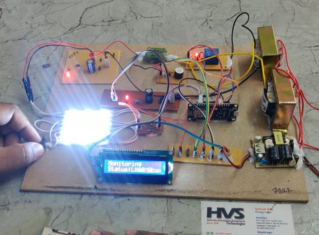 HVS-4880. Smart Load Balancing of Transformers using ESP32 - Transformers Load sharing using ESP32