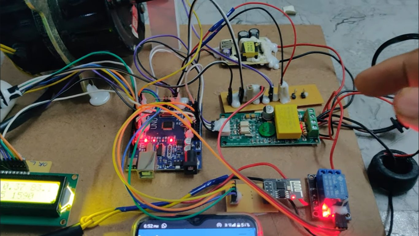 HVS-4888. Smart Monitoring and Controlling of Single-phase Induction Motor using IoT
