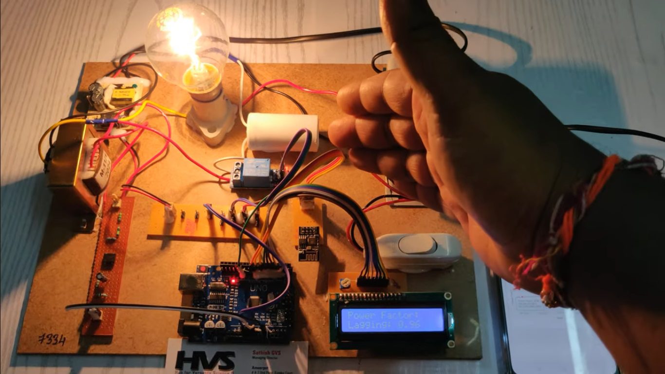 HVS-4877. Power Factor Monitoring and Correction - Thingspeak using Arduino UNO