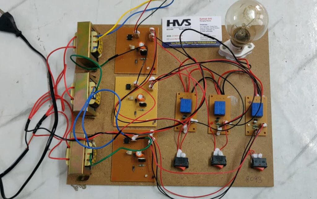 HVS-1004. Automatic active phase selector for 1 phase load from 3 phase using Logic gates