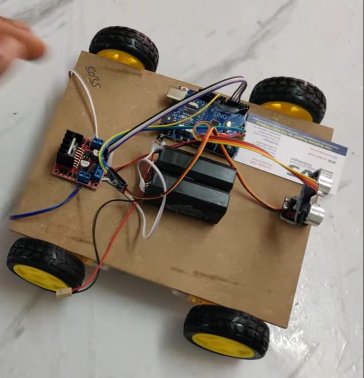 HVS-5019. Obstacle Avoiding car using Ultrasonic sensor | Intelligent Path Finder.
