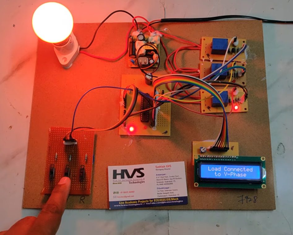 HVS-1189. Microcontroller based automatic active Phase selector for single phase load from three phase supply.