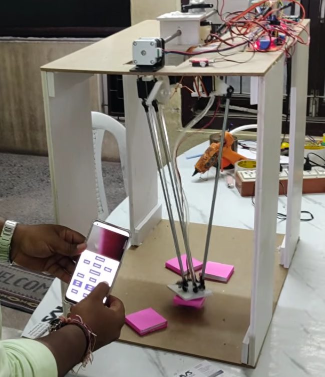 HVS-5042. Delta Robot for Object Sorting through IoT ESP32-CAM.