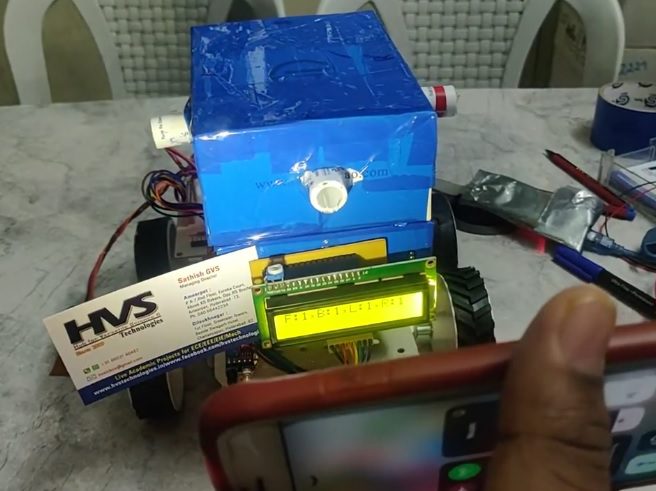 HVS-2883. Neural network based light guided robot with Hebbian learning system.