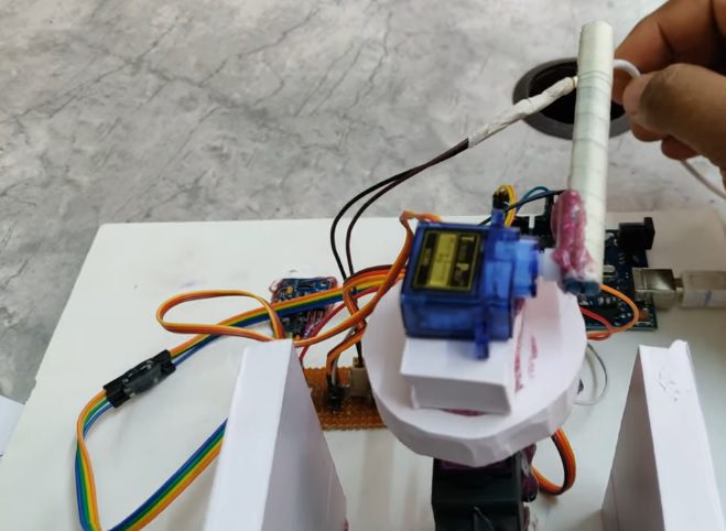 HVS-2785. Turret Gun position control using Arduino UNO Gy511 digital compass - input from any direction