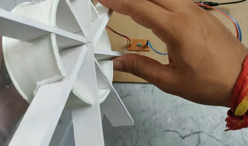 HVS-4282. HYDAL POWER GENERATION WITH VOLTAGE MONITORING SYSTEM USING ARDUINO.