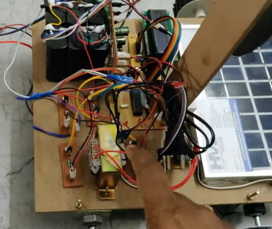 HVS-4262.Multifunctional Power Electronic Interface for Plug-in Hybrid Electric Vehicles using IOT for data log