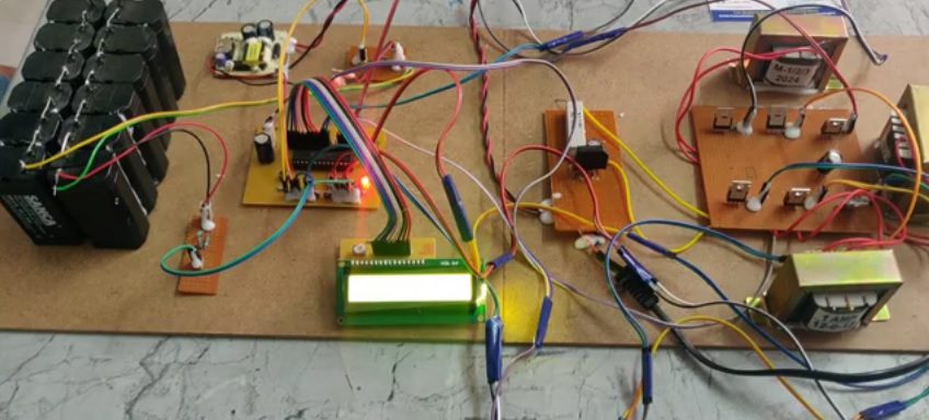 HVS-4275. A GRID VOLTAGE SENSOR-LESS CONTROL SCHEME FOR SINGLE PHASE INTEGRATED BATTERY CHARGAER.