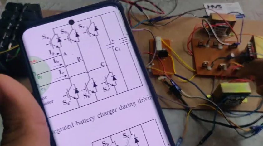 HVS-4275. A GRID VOLTAGE SENSOR-LESS CONTROL SCHEME FOR SINGLE PHASE INTEGRATED BATTERY CHARGAER.