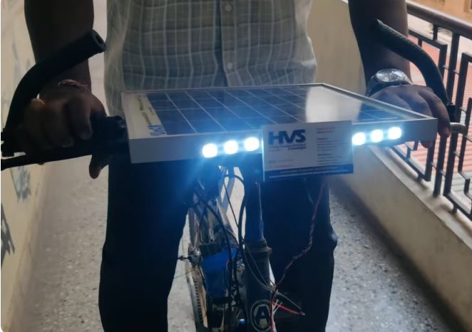 HVS-4285. Solar E-Bicycle - pedal powered and Mechanical with headlight.